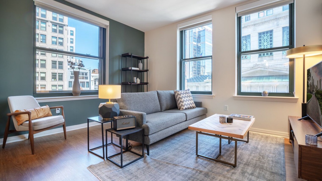 Photo of Livingroom in Downtown Boston