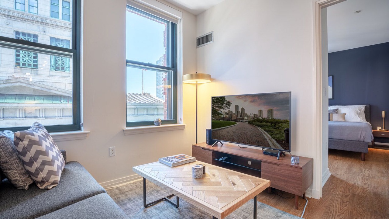 Photo of Livingroom in Downtown Boston
