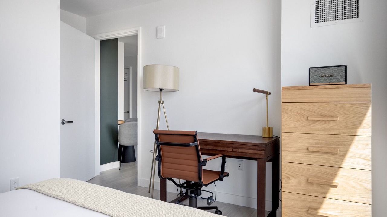 Photo of Bedroom in Seaport District