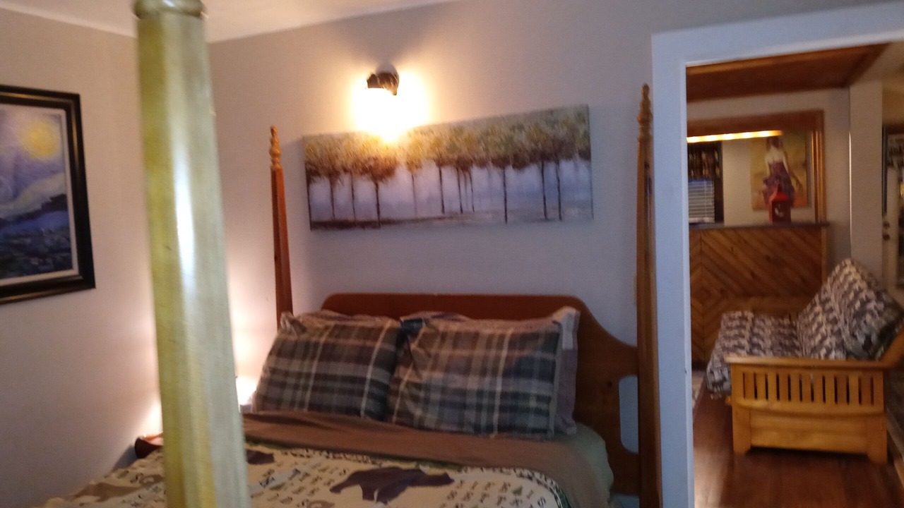 Photo of Bedroom in North Creek