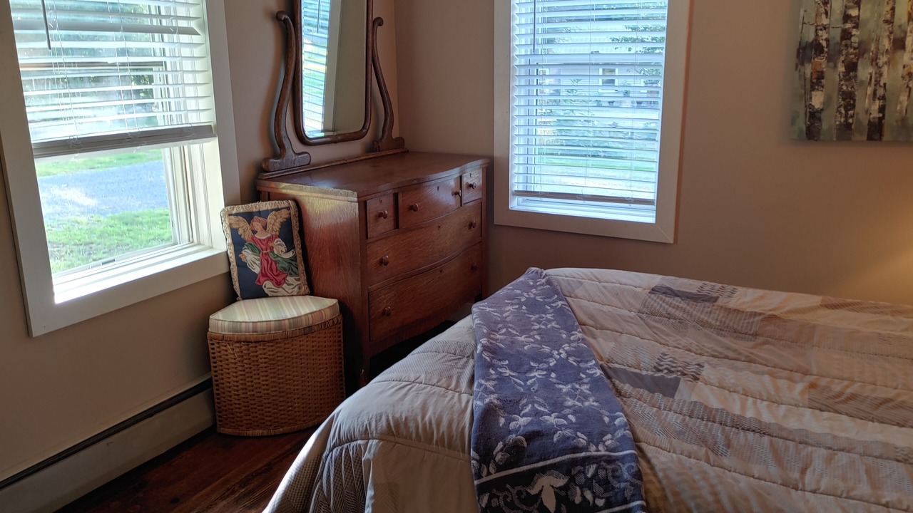 Photo of Bedroom in North Creek