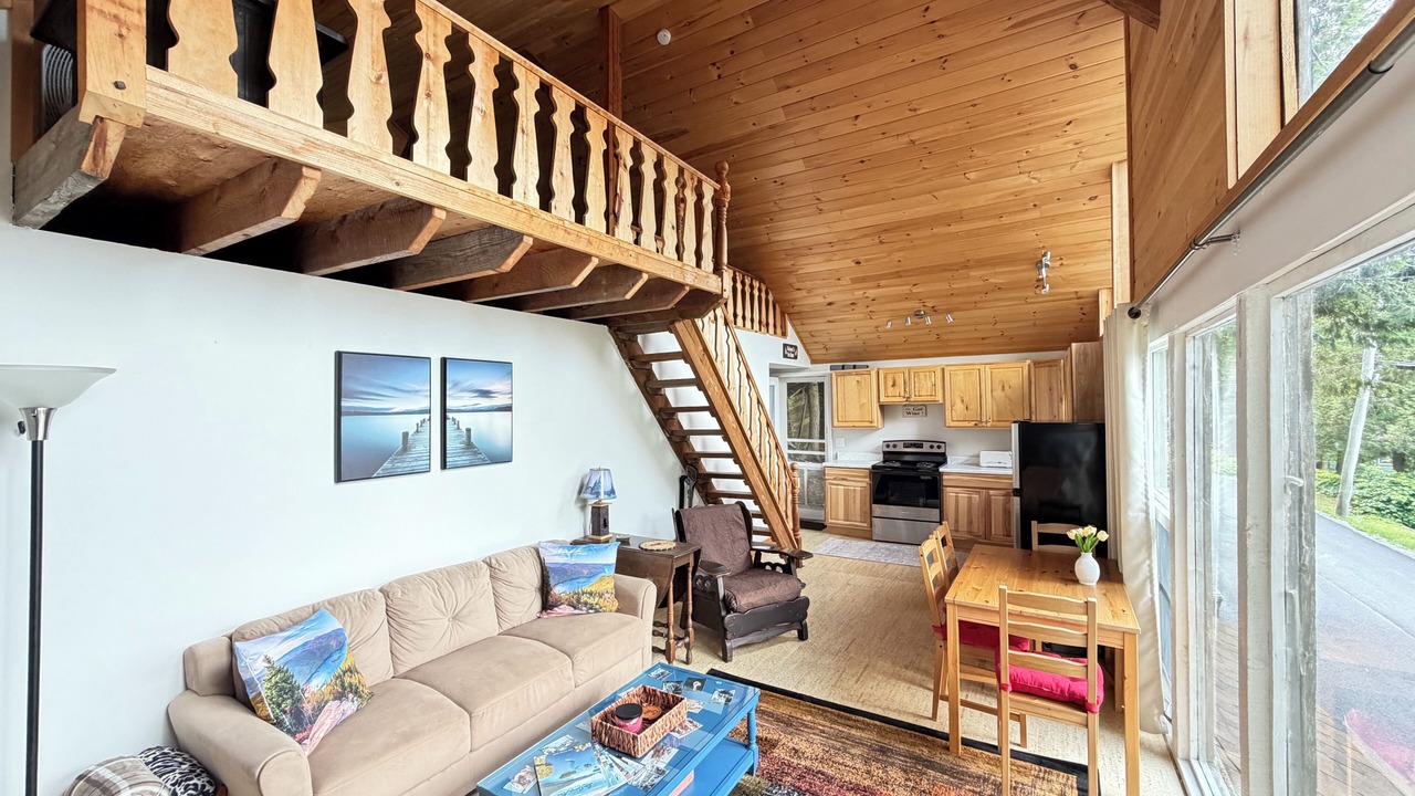 Photo of Livingroom in Town of Putnam