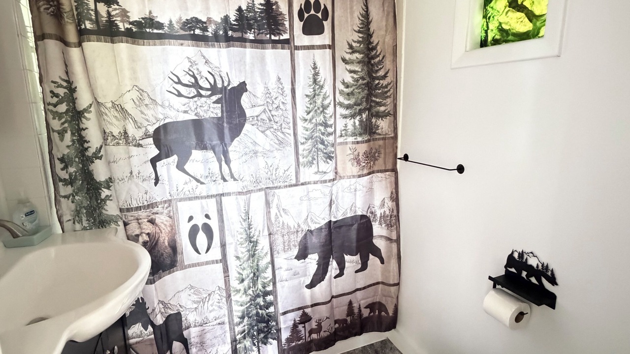 Photo of Bathroom in Town of Putnam
