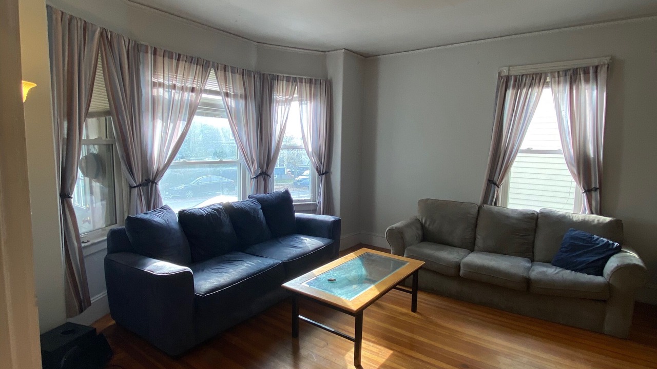 Photo of Livingroom in Yachting Village