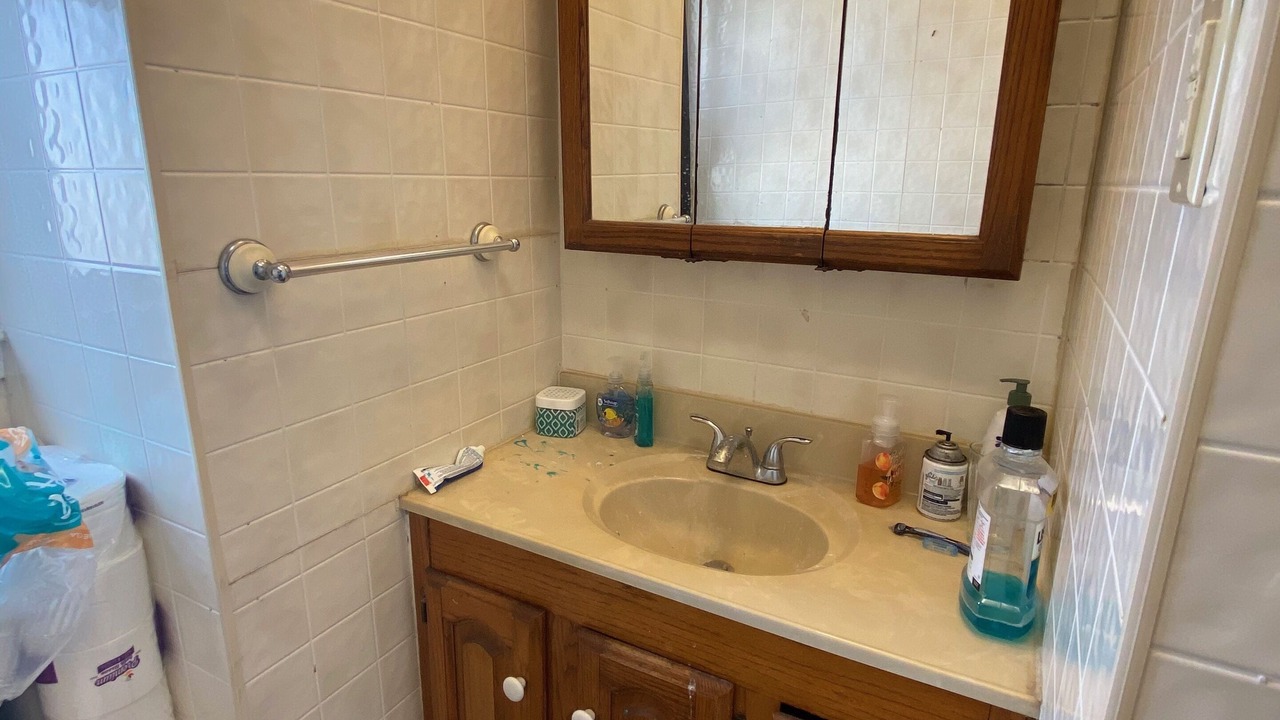 Photo of Bathroom in Yachting Village