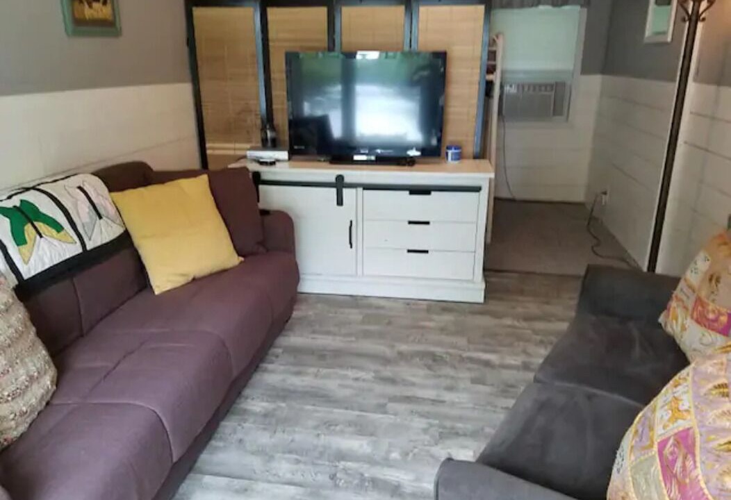 Photo of Livingroom in Whitehall