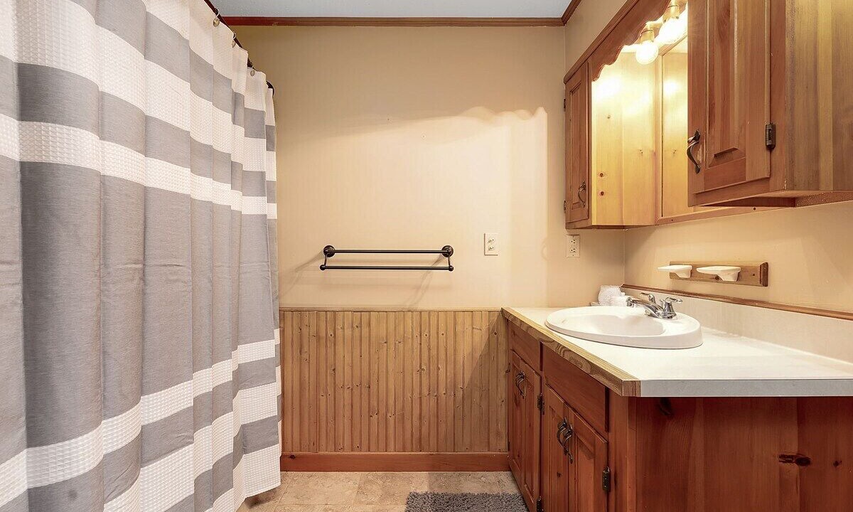 Photo of Bathroom in Harrison