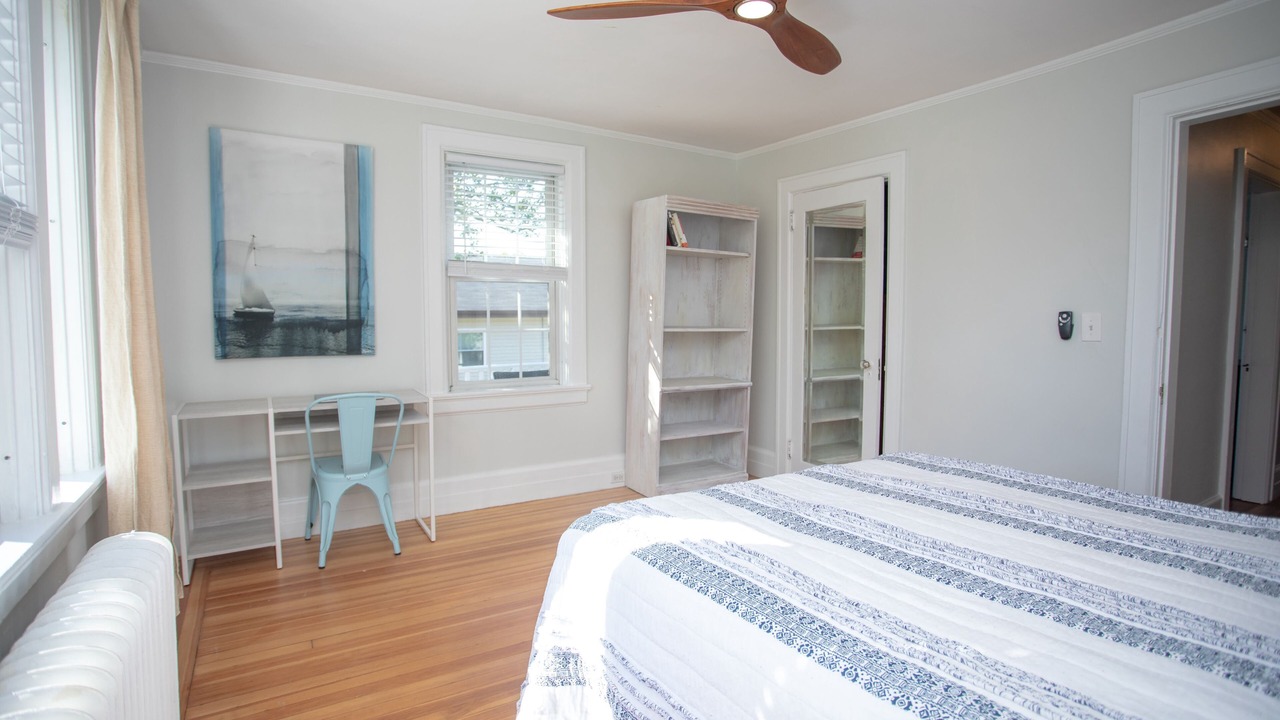 Photo of Bedroom in Cliff Walk