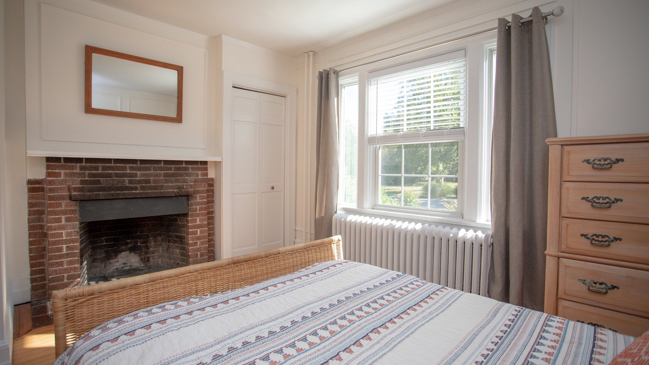 Photo of Bedroom in Cliff Walk