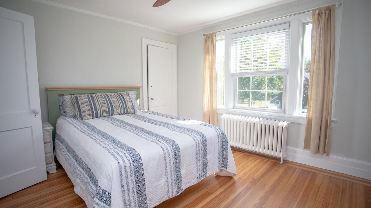 Photo of Bedroom in Cliff Walk
