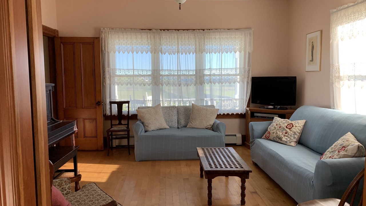 Photo of Livingroom in Block Island