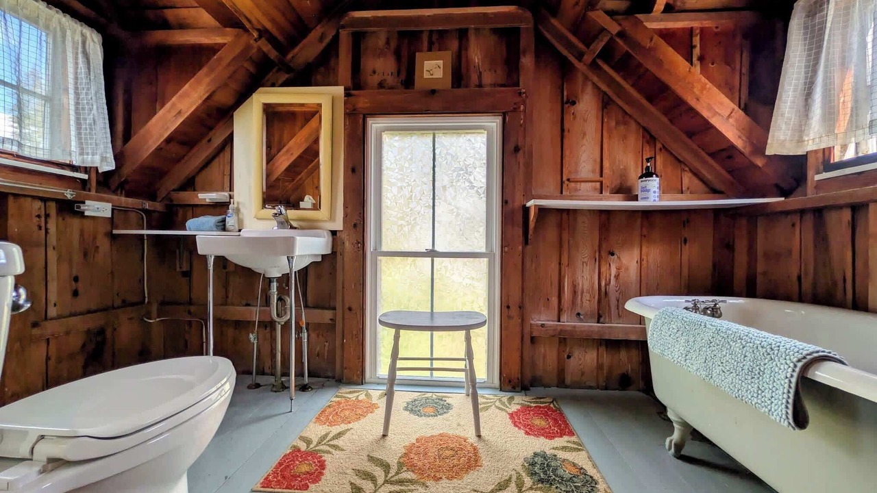 Photo of Bathroom in Hancock Point