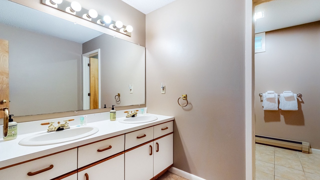 Photo of Bathroom in Eidelweiss Village