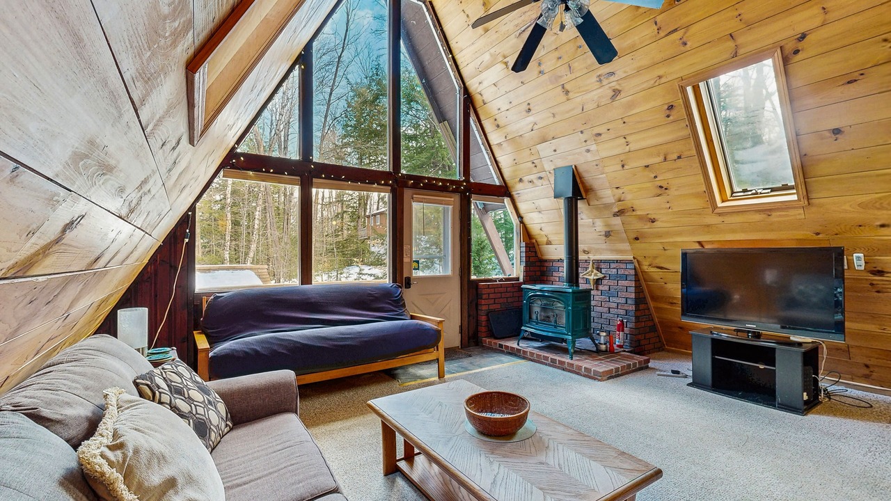 Photo of Livingroom in Madison