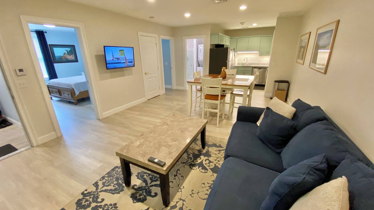 Photo of Livingroom in Historic Hill