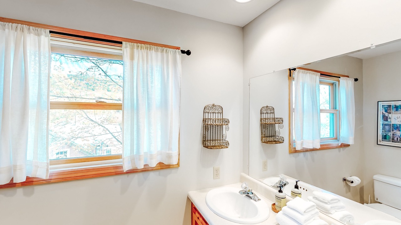 Photo of Bathroom in Wardsboro