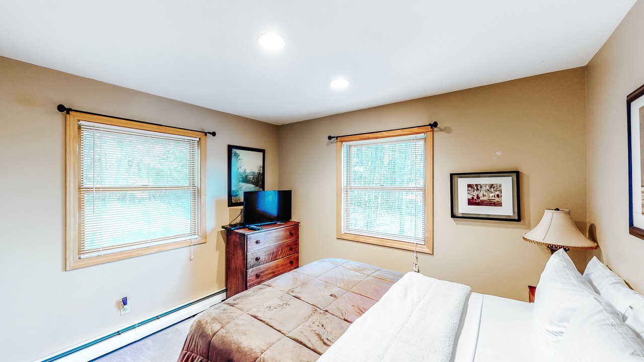 Photo of Bedroom in Wardsboro