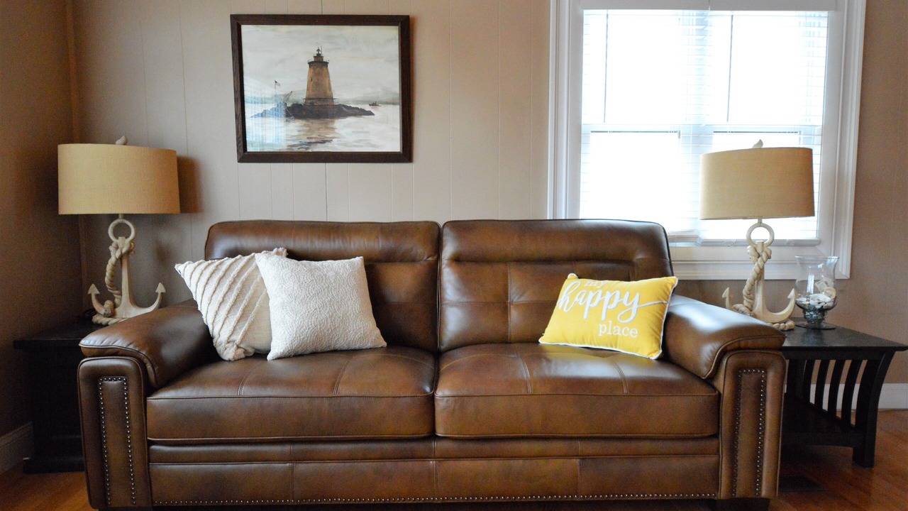 Photo of Livingroom in Jamestown
