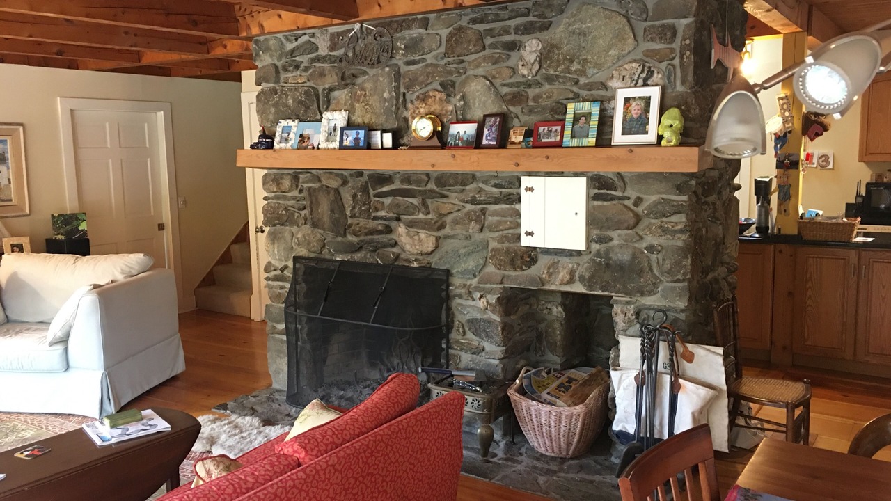 Photo of Livingroom in Stowe Hollow
