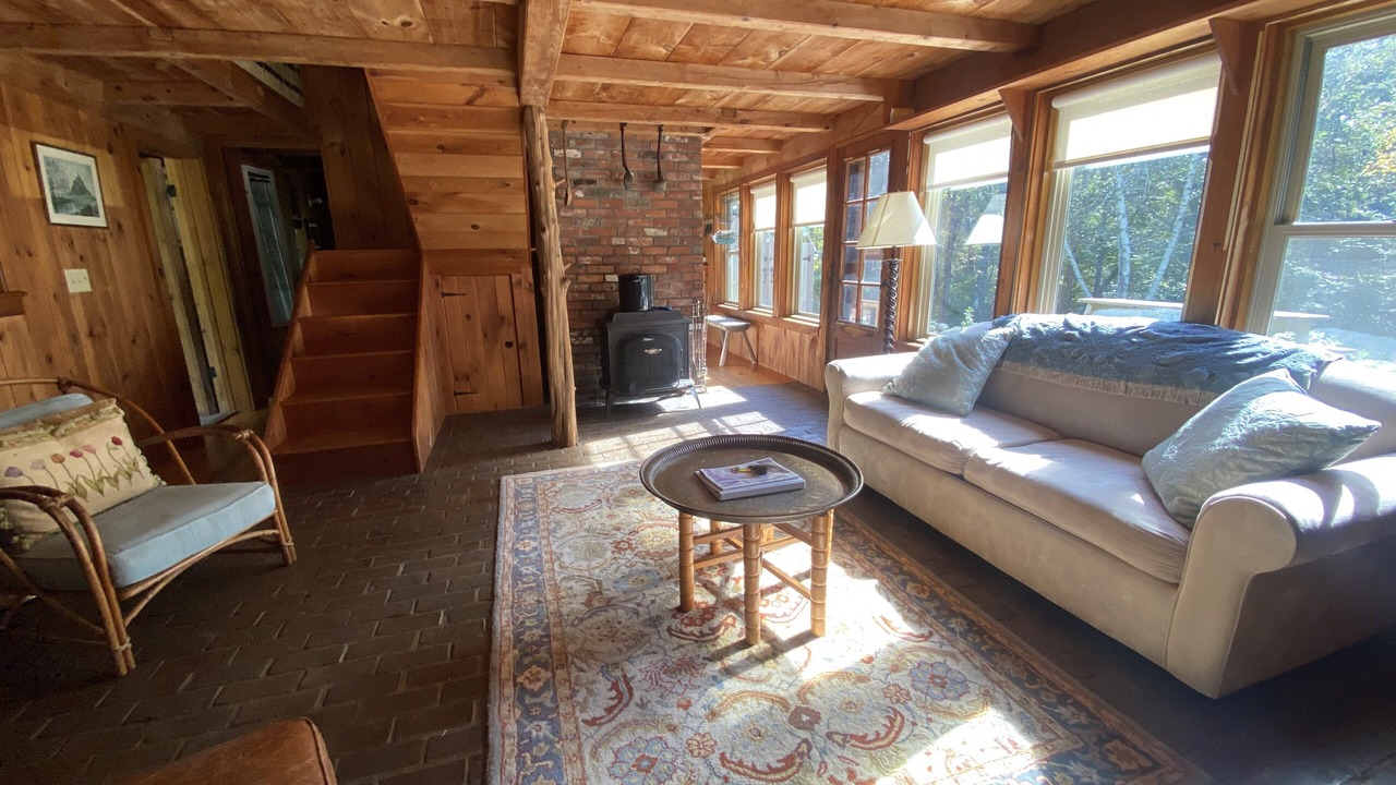 Photo of Livingroom in West Tisbury