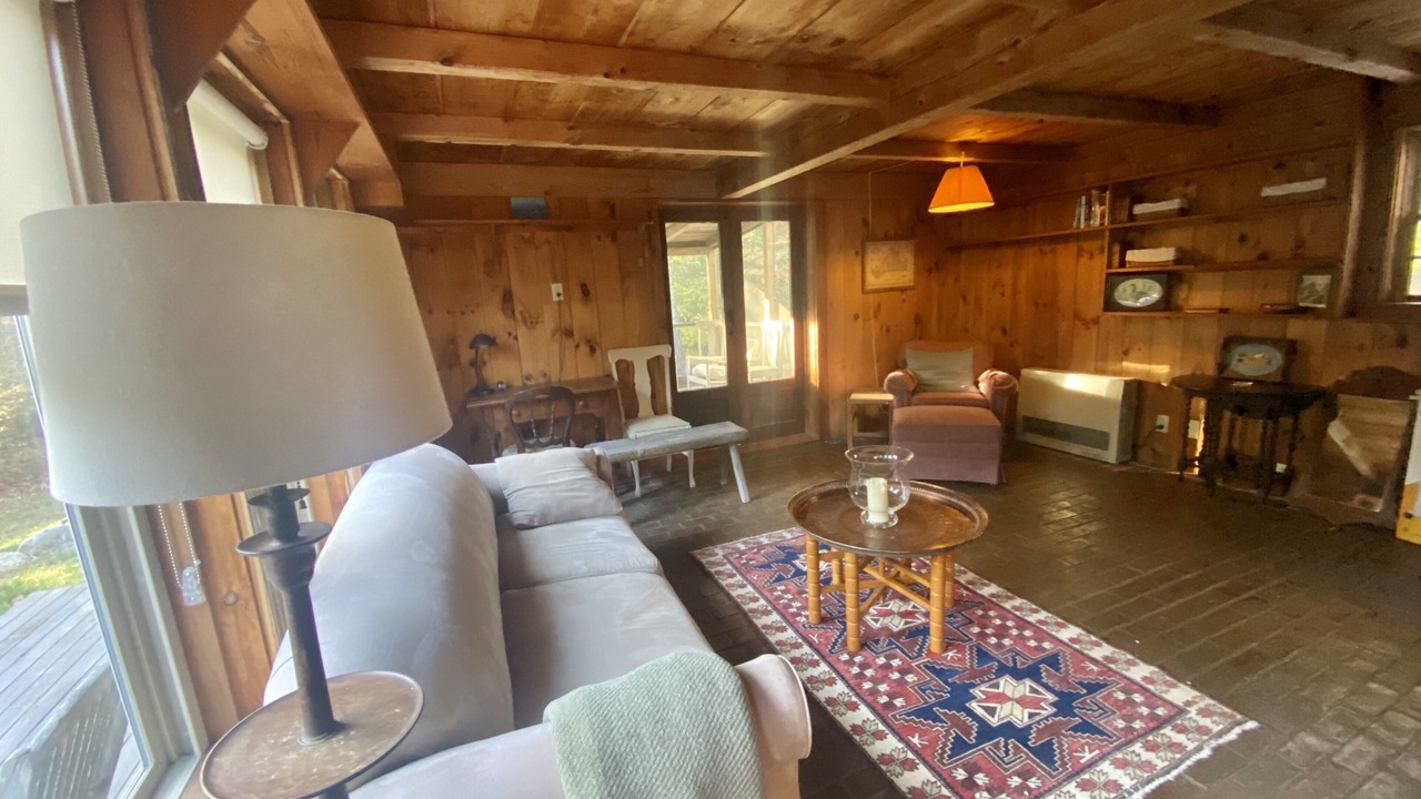 Photo of Bedroom in West Tisbury