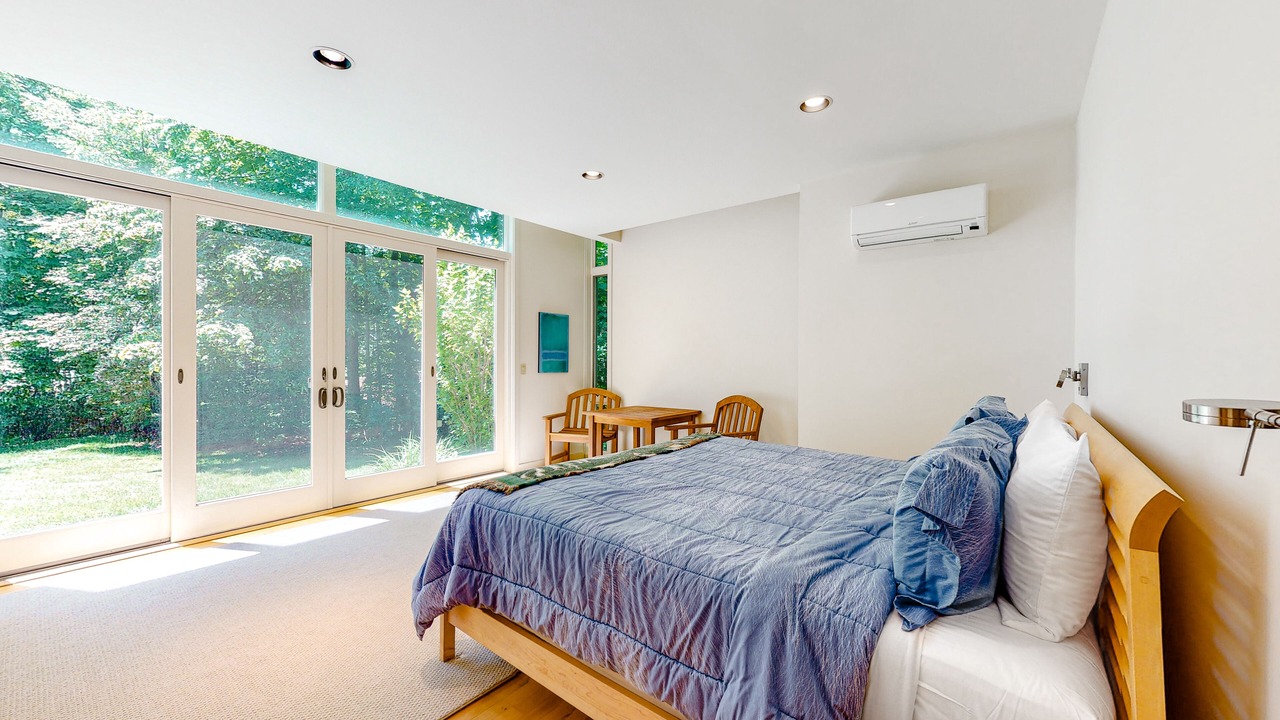 Photo of Bedroom in Kittery Point