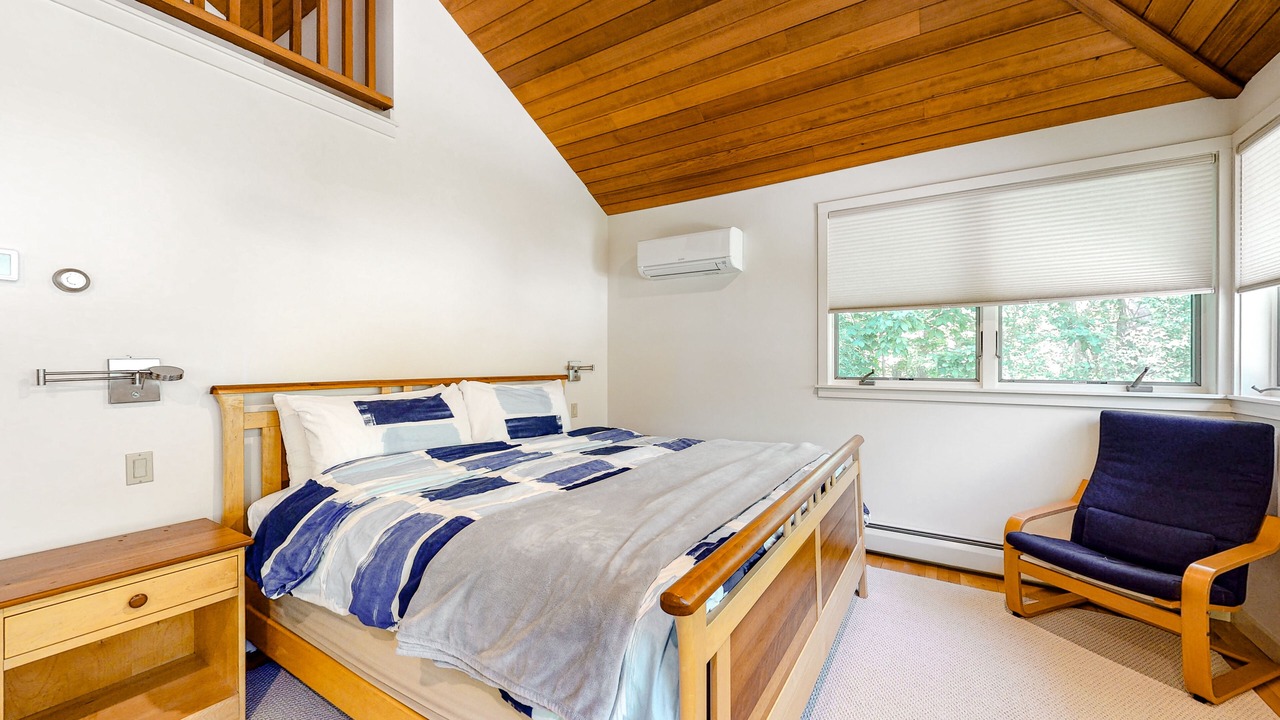 Photo of Bedroom in Kittery Point