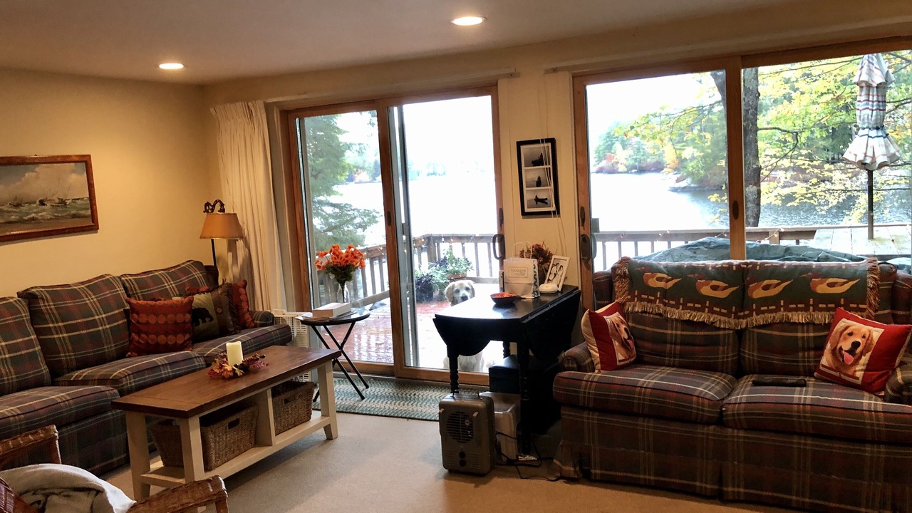 Photo of Livingroom in Moultonborough
