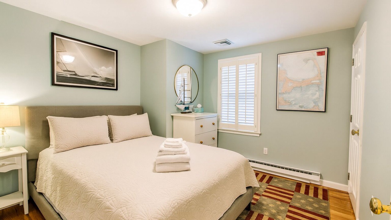 Photo of Bedroom in Dennis