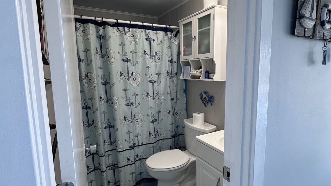 Photo of Bathroom in Barnegat Light