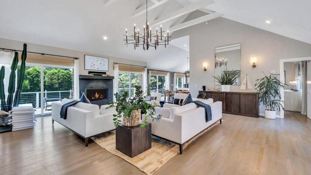 Photo of Livingroom in Shinnecock Hills