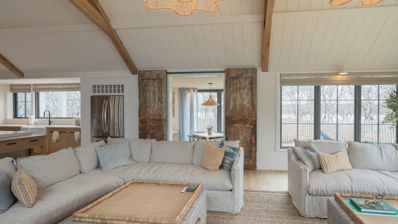 Photo of Livingroom in West Tisbury