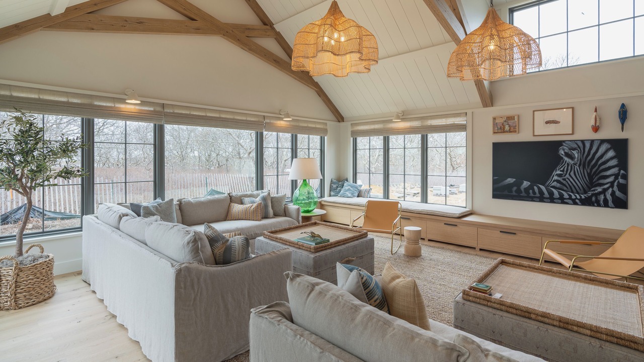 Photo of Livingroom in West Tisbury