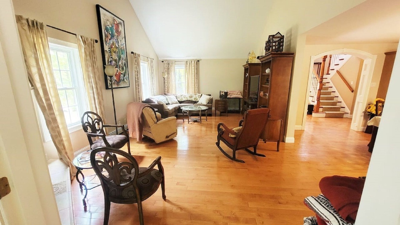 Photo of Livingroom in East Harwich