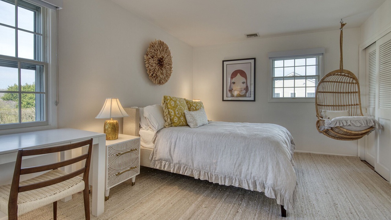 Photo of Bedroom in Village of Southampton