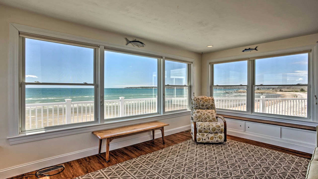 Photo of Livingroom in Mattapoisett Center