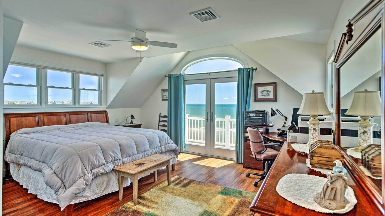 Photo of Patio Balcony in Mattapoisett Center