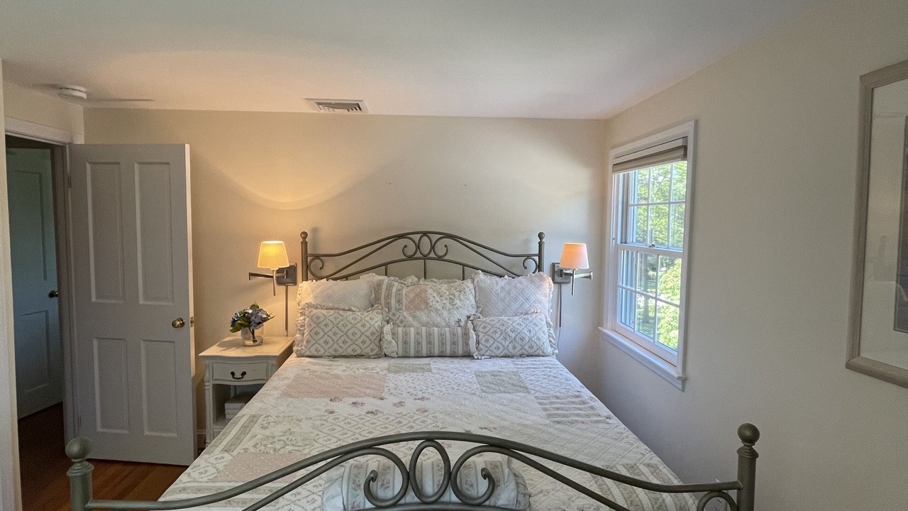 Photo of Bedroom in Bristol