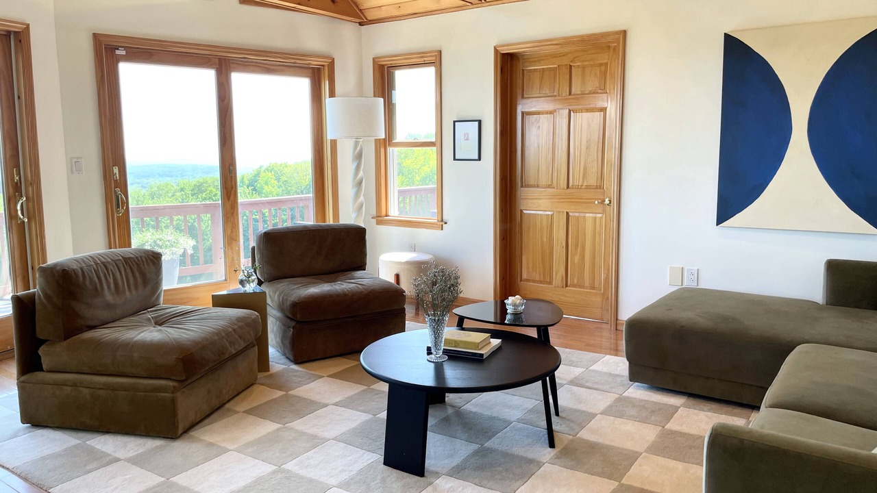 Photo of Livingroom in Jefferson