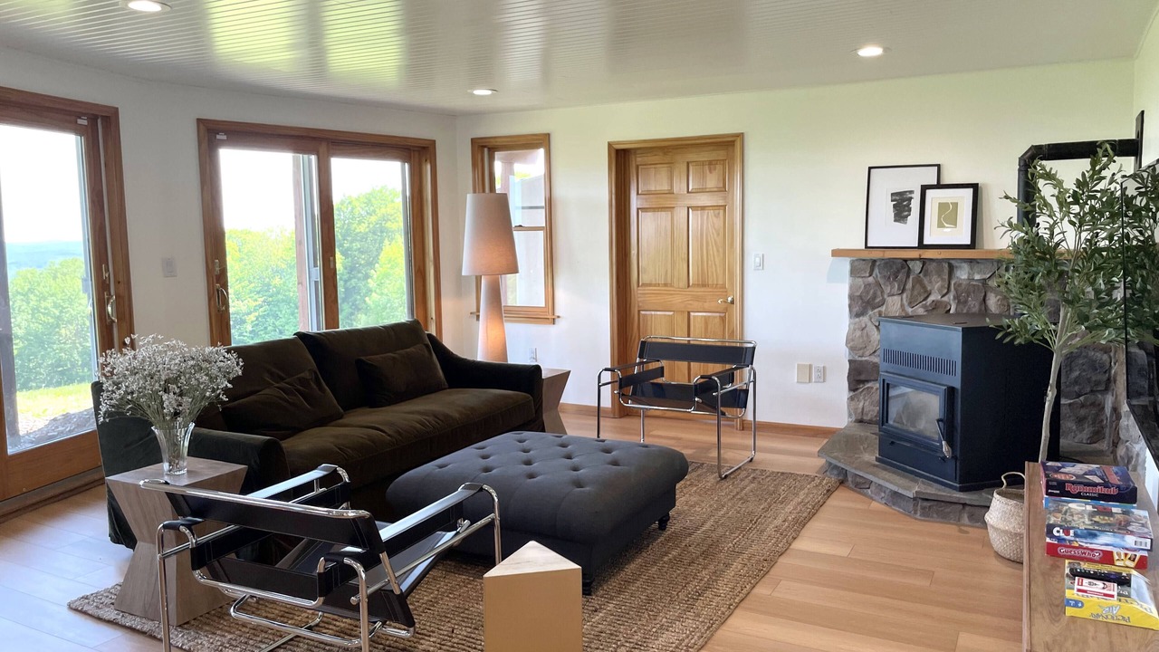 Photo of Livingroom in Jefferson