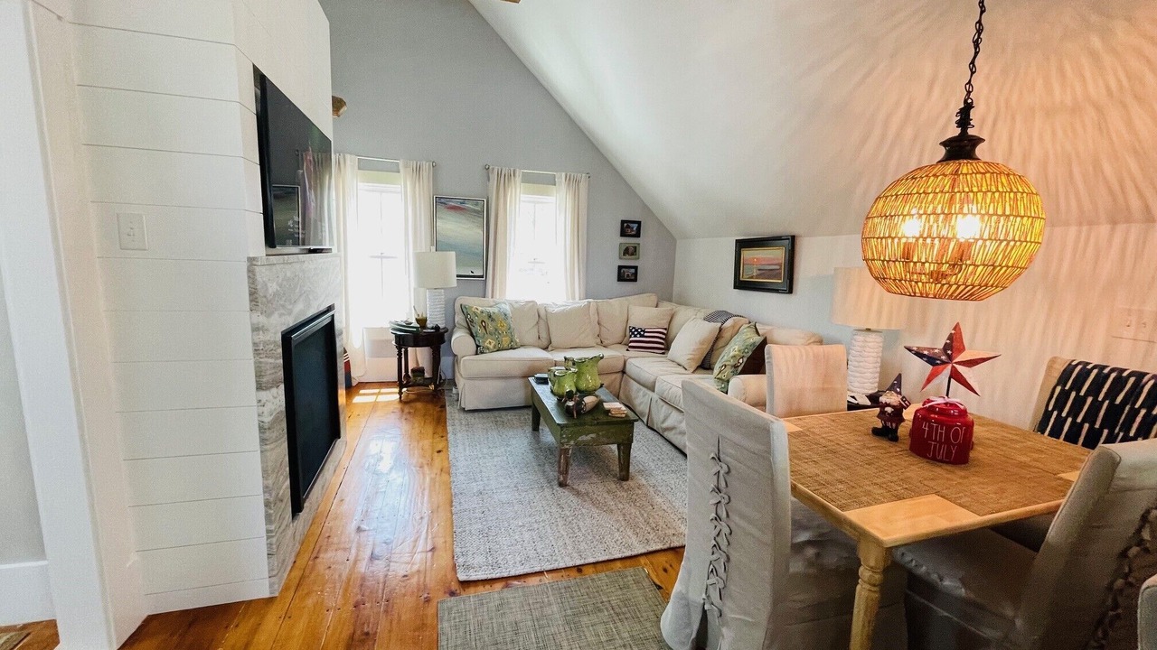 Photo of Livingroom in Provincetown