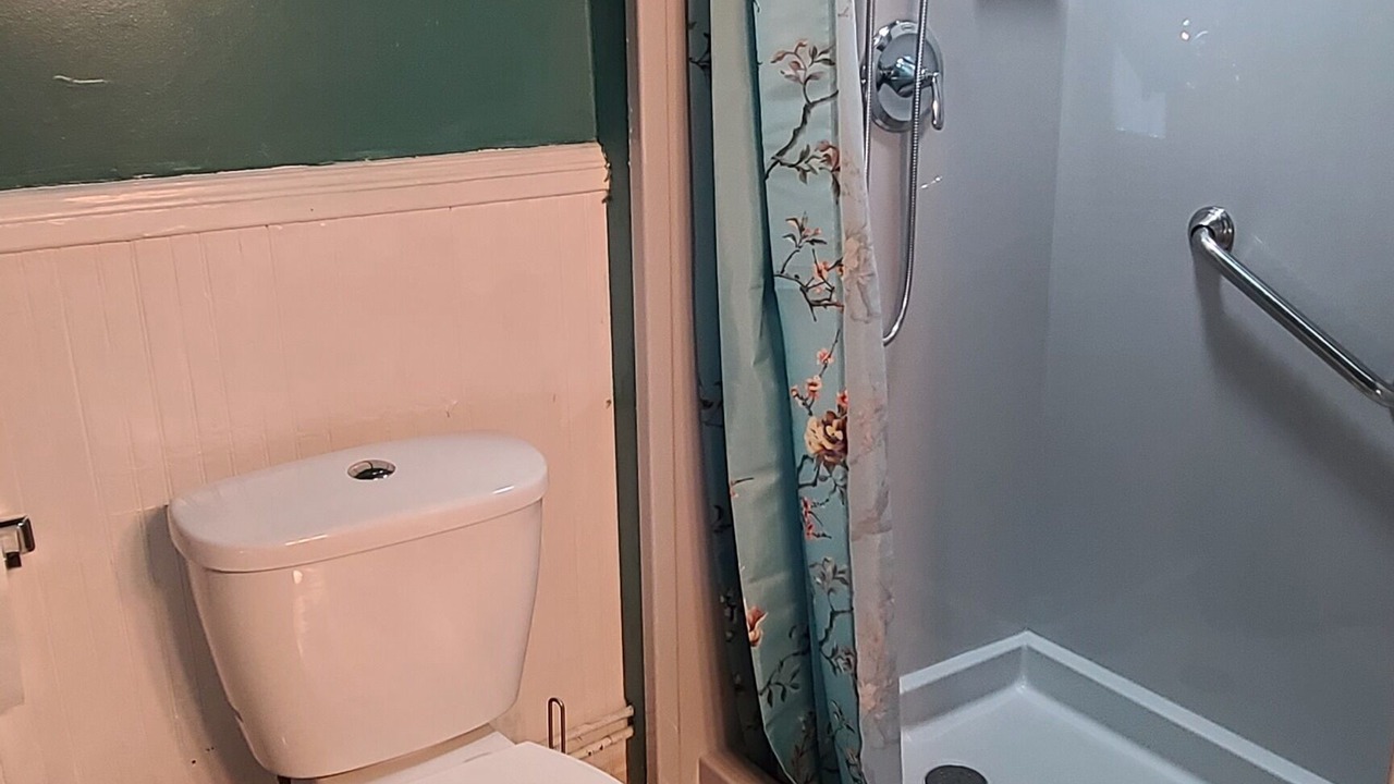Photo of Bathroom in Versailles