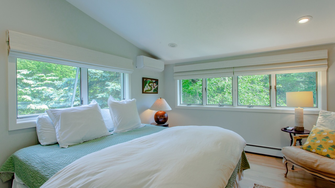 Photo of Bedroom in Chilmark