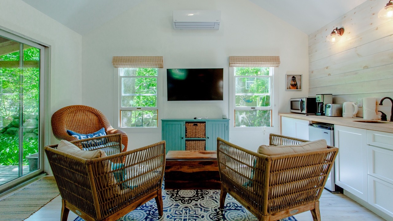 Photo of Livingroom in Chilmark
