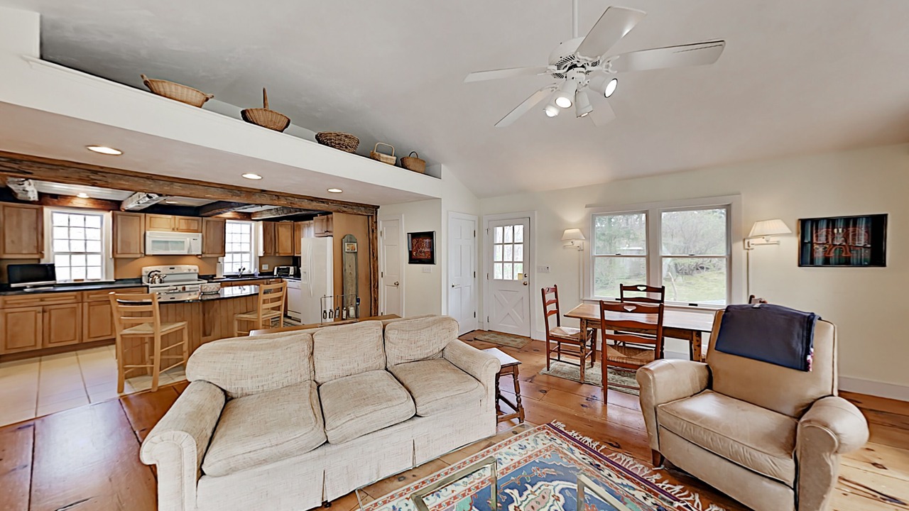 Photo of Livingroom in East Dennis