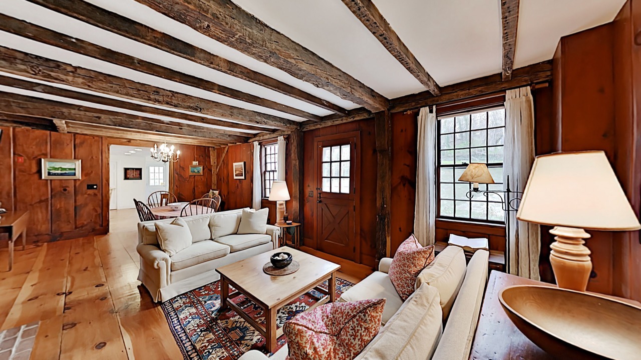 Photo of Livingroom in East Dennis