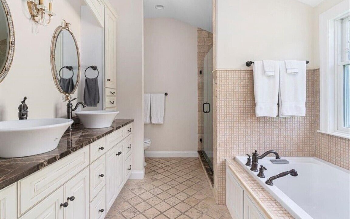 Photo of Bathroom in Jamestown Shores