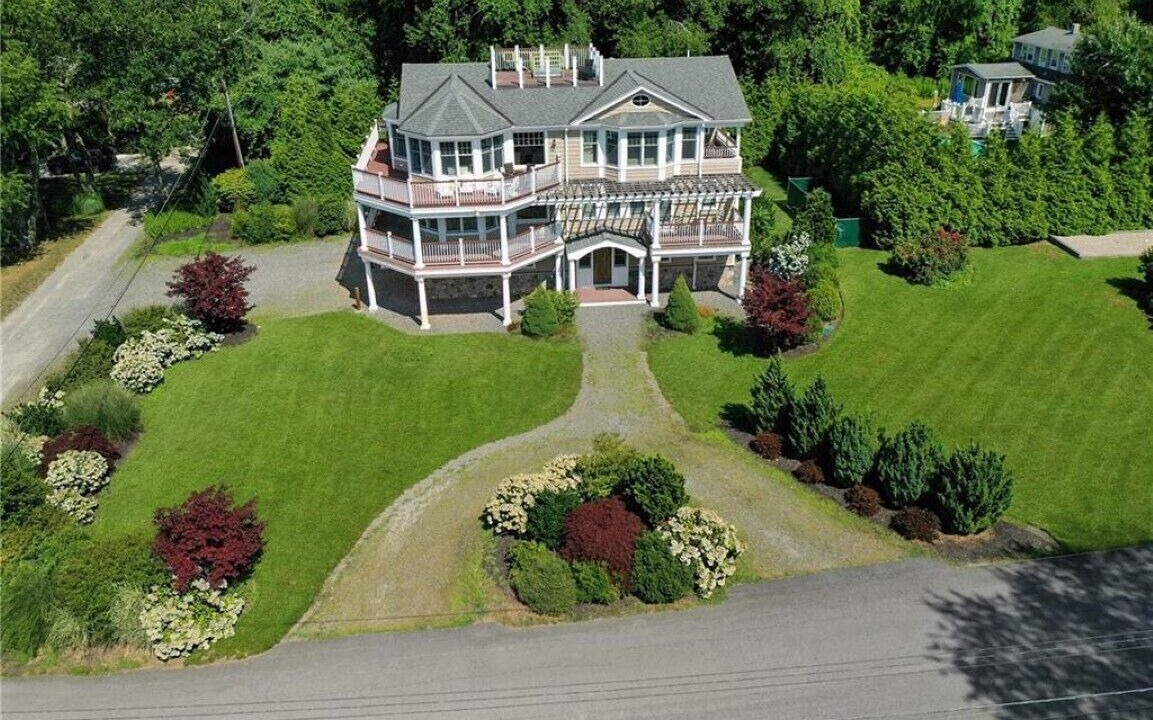 Photo of Outdoor in Jamestown Shores