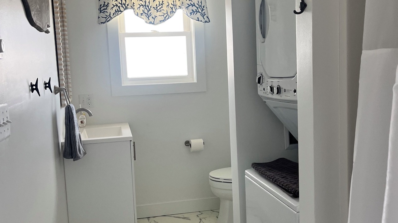 Photo of Bathroom in Wells Beach
