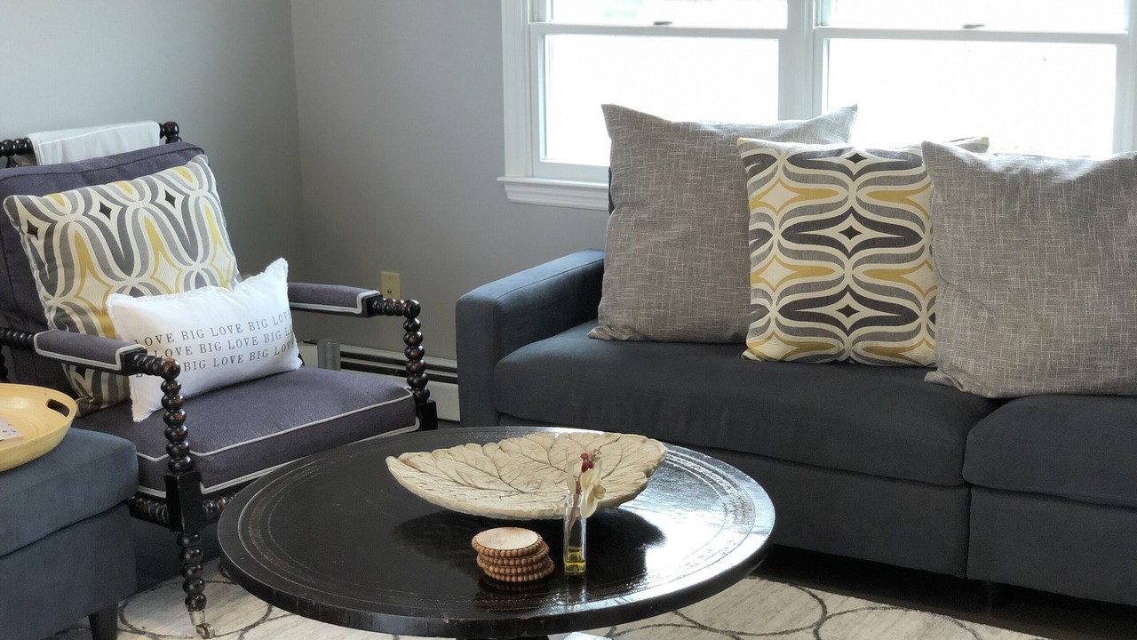 Photo of Livingroom in Milford